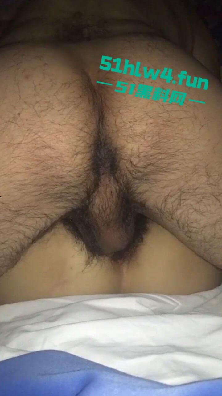 迷奸重庆房产女销售，良家人妻【梁柯琳】为了卖房陪客户吃夜宵竟被下药后迷奸 全程视频流出。-4