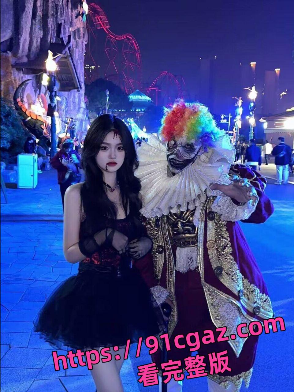 独家曝光四川传媒学院反差母狗徐焕 大学3年谈了12个男友 简直就是个公共插座！-3