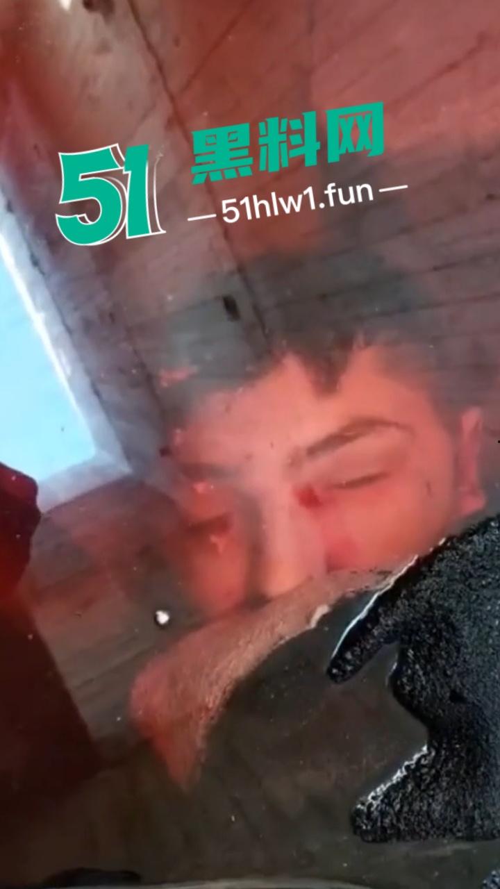 【血腥恐怖慎点】叙利亚惨烈现状沙姆解放组织，在当地肆意杀人视百姓如牛马，人民生活堪比地狱抛尸现场被曝光。-7