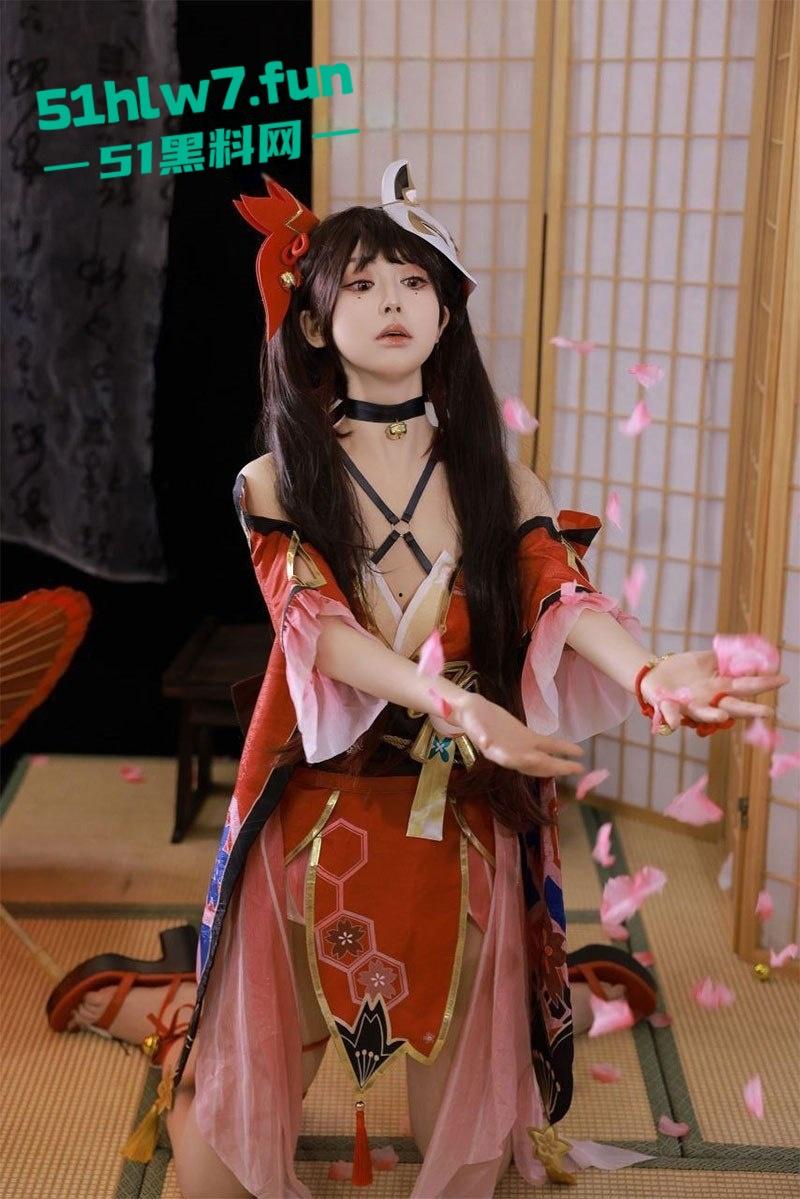 独家曝光！重庆移通学院反差婊【李启丹】被开发出母狗基因，口交吞精多人轮奷重度骚贱。-6