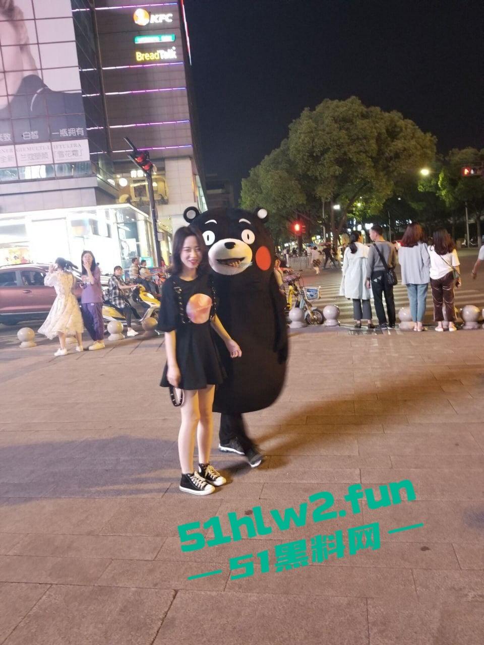 微博00后美女【裸耳少女】被证实曝光约炮视频遭到全网疯传，金主靠实力拍摄金典视频。-4