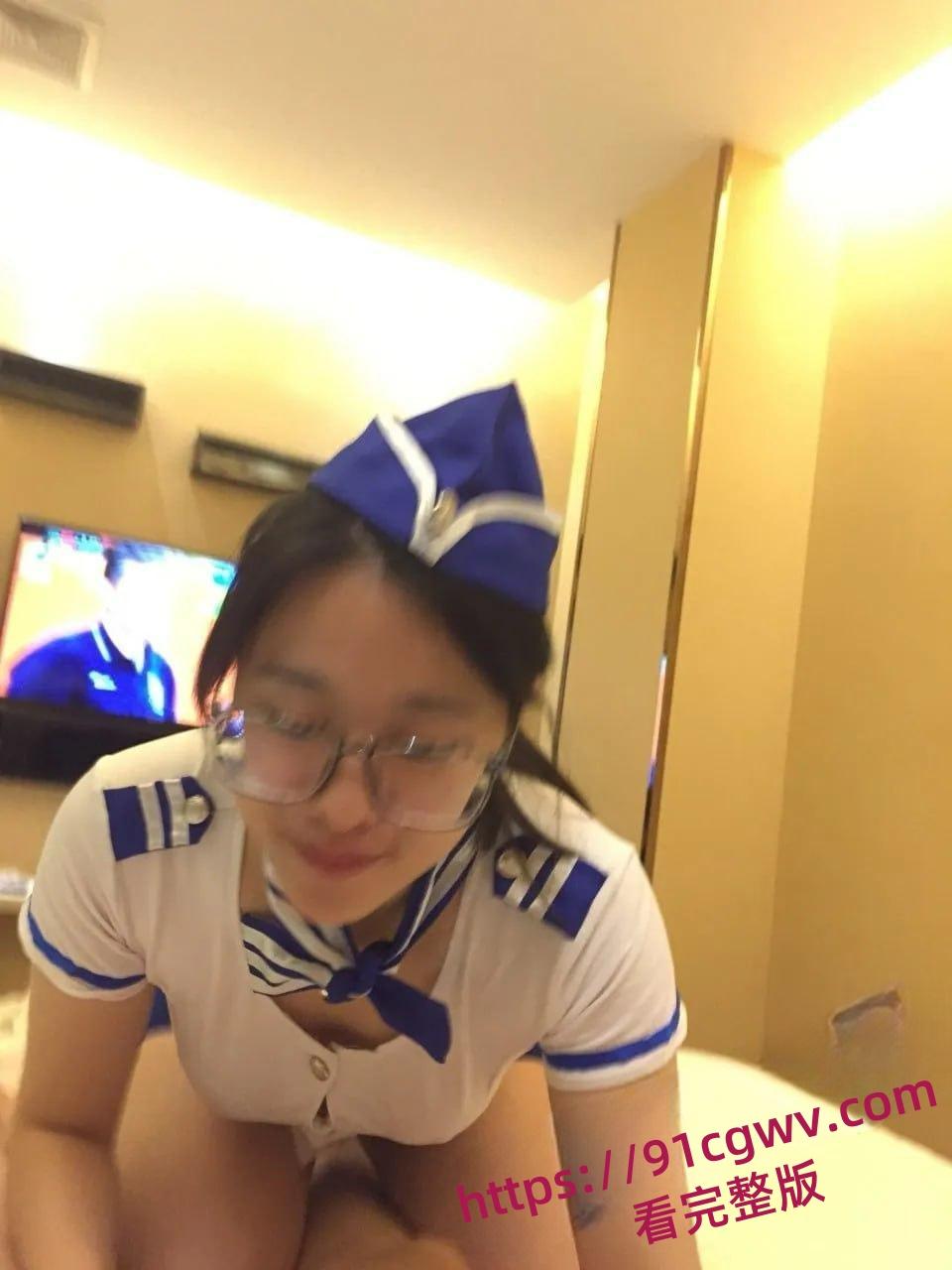 淫荡人妻眼镜母狗 陆丽 情趣制服诱惑酒店实战口交调教-4