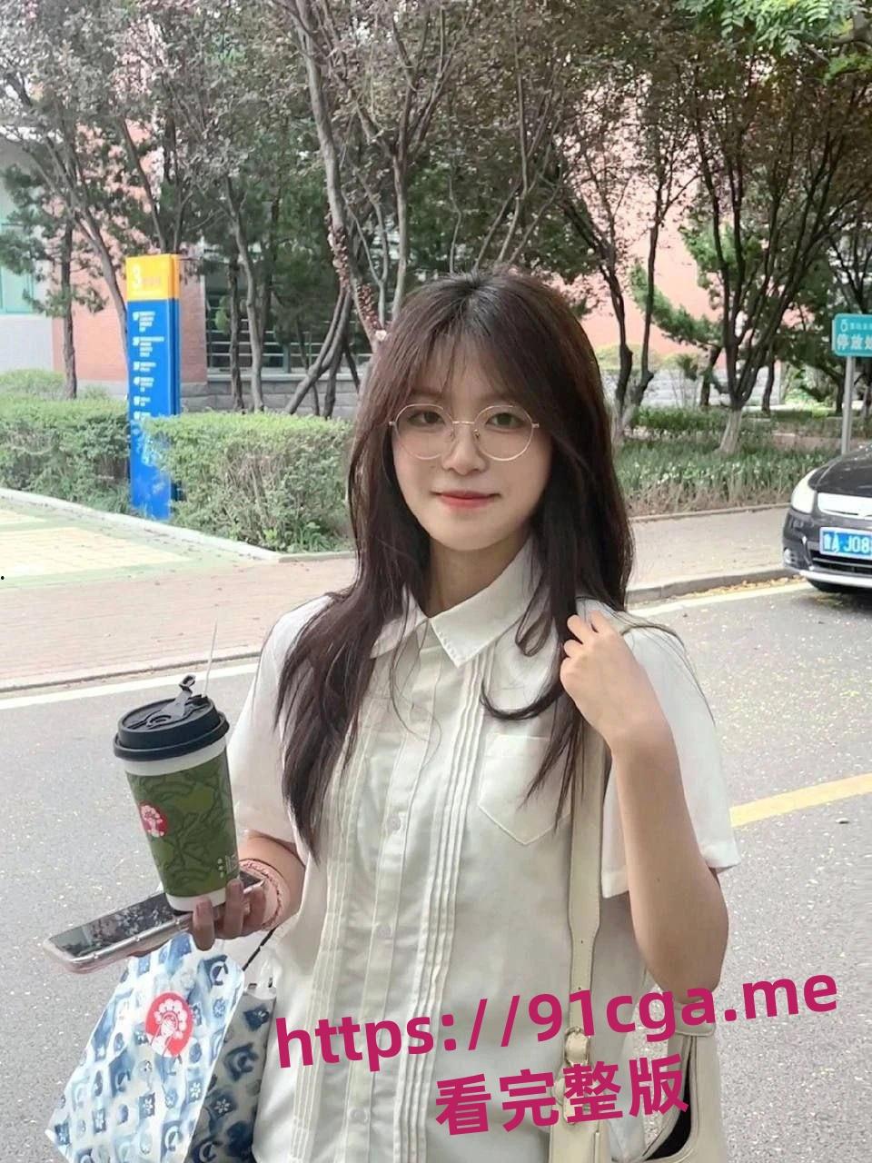 极品大二眼镜妹黄雨琪出轨偷会学长，被疯狂后入狂草-6