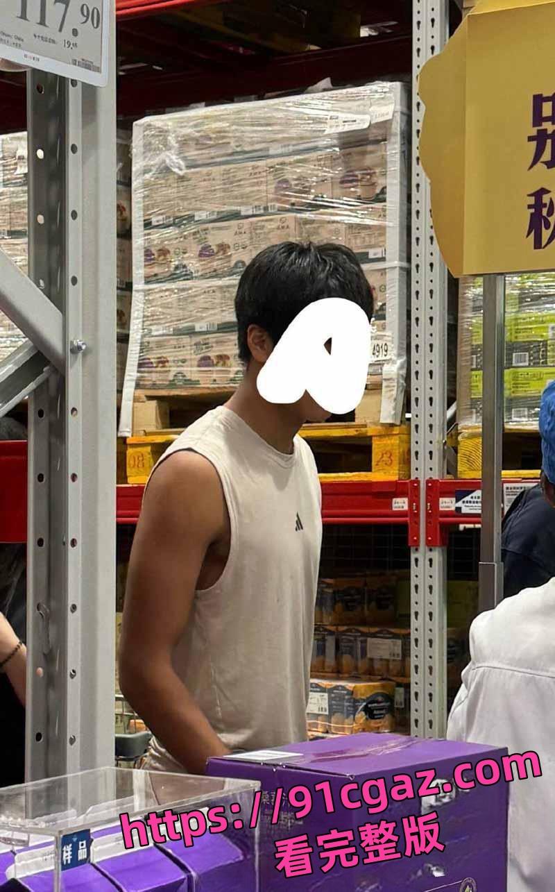 深圳新鹏城足球俱乐部 张玉全 21岁睡了上百名女性！竟然是国足张玉宁亲弟弟！-1