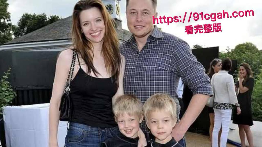 全球首富马斯克儿子与父亲决裂 改名换姓甚至改变性别 变成女儿身后凭借高颜值性感身材在变装秀舞台筹集善款自食其力-9