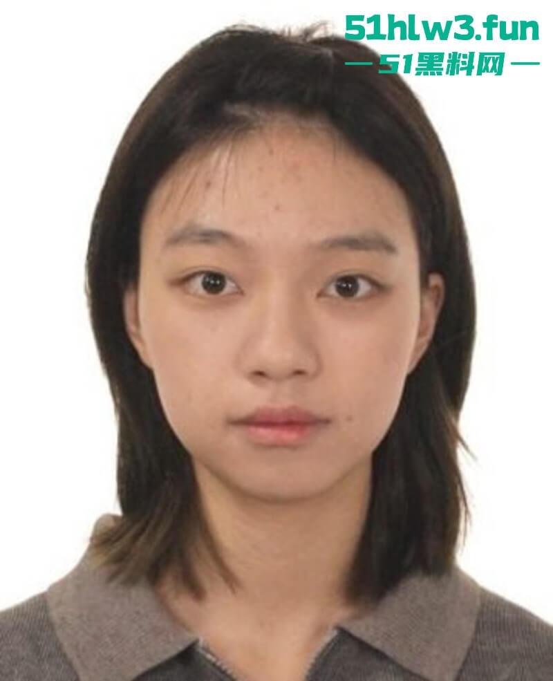 B站人气up主【妮妮】真实信息及早期陪睡金主私密视频被扒，两极反差震惊众人引热议。-8