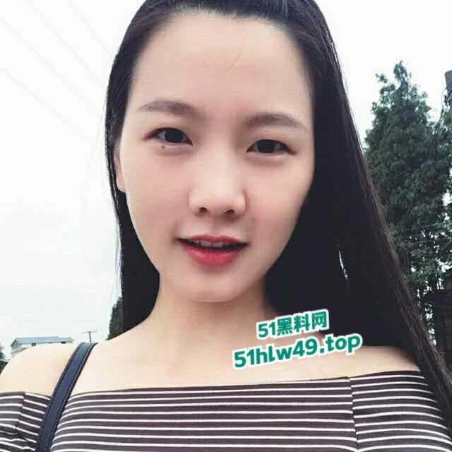 99年小护士【梁柳月】交友不慎被情人出卖，多人迷奸多次内射爽翻，这真是骚没边了。-11