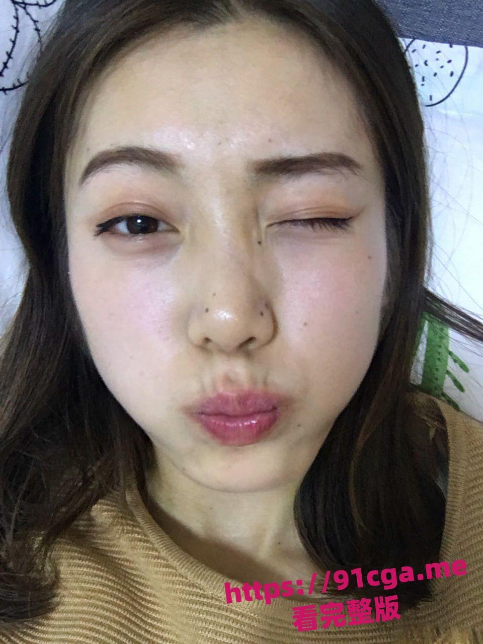 湖南辣妹子韩亚超脚踏两条船 交往三年的绿帽男被踹-1