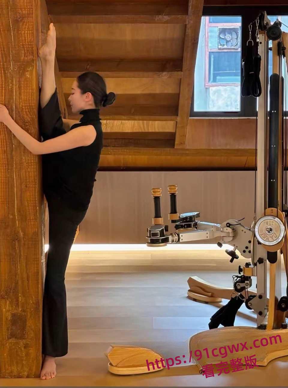 火遍内外网 李新野人妻约会指 完整版揭秘郭菊阳情史 李松坚出轨凌菲菲许洁的故事！-5