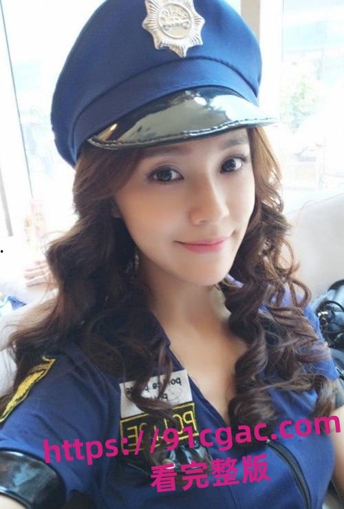 北京性感龙套演员刘淑妤酒店陪睡导演 激情床战视频外泄，火辣长腿成导演炮架-3