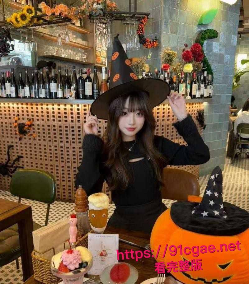 时代峰峻男团成员苏新皓人设塌房 被北京炮友实锤曝光 称其骗财骗色致其怀孕 私下为圈钱竟还给富婆当男宠！-3