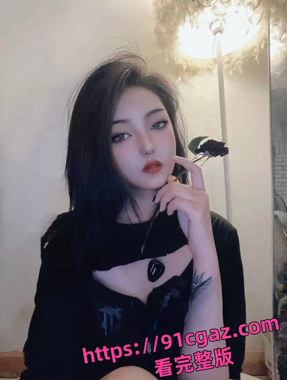 吉林长春00年骚母狗宋坤桐 爱吃鸡巴的贱货 数不清吃过多少男人的鸡巴了-4