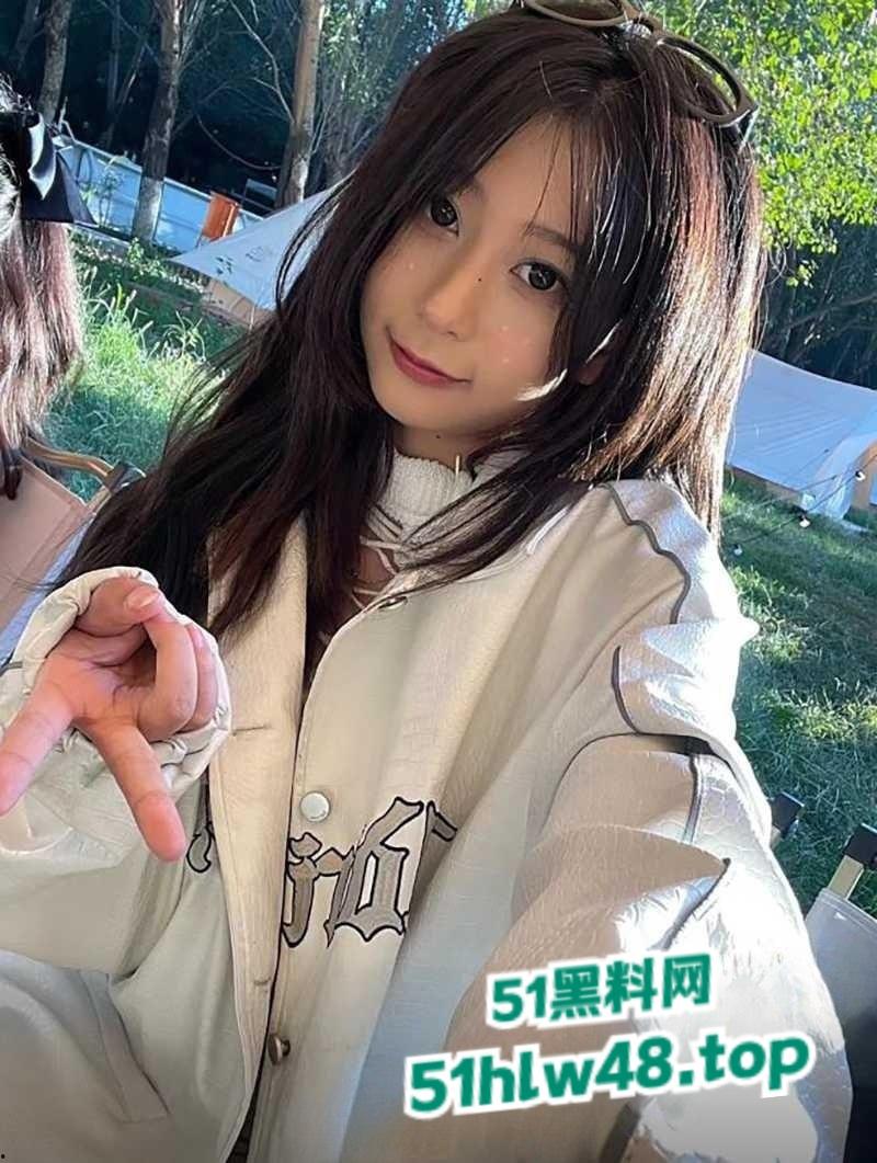 抚顺石油化工学院大三学姐【崔梦曦】表面清纯私下骚劲炸裂，M属性小野猫无套猛操爽到眼珠翻白。-1