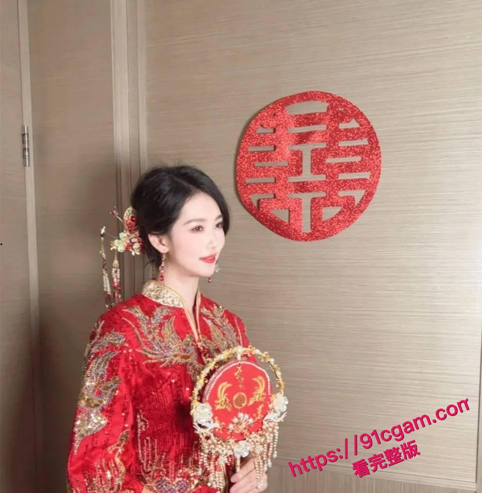 极品商务新娘 抖娘利世 福利流出 大尺度私拍会员付费福利姬视频曝光-5