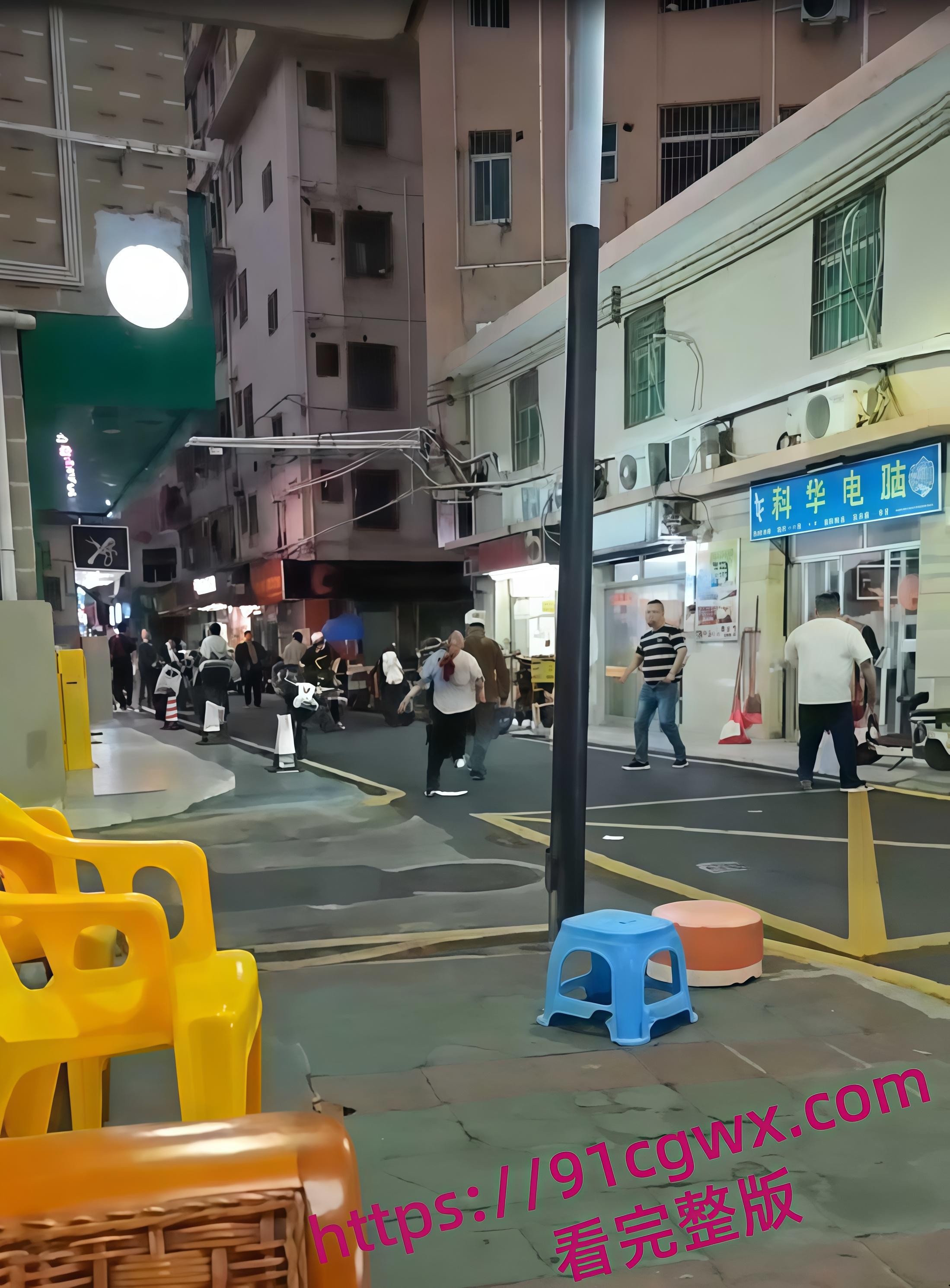 深圳龙岗出轨血案 女方挡刀护情夫，双双重伤血染街头，丈夫持刀被捕！-5