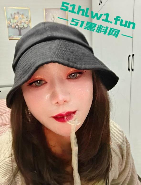 山东潍坊少妇快手【郑丹丹的丹】超级淫荡骚货喜欢吃精液，勾引体育生操逼聊天记录曝光。-6