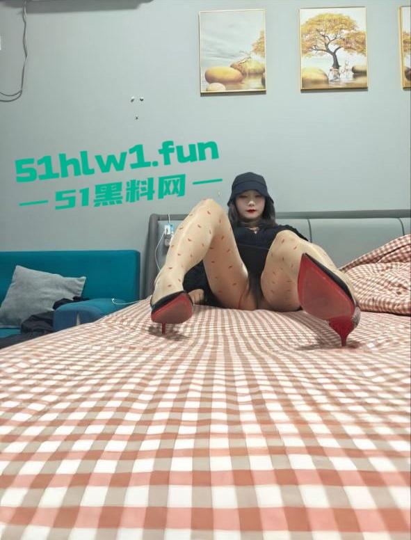 山东潍坊少妇快手【郑丹丹的丹】超级淫荡骚货喜欢吃精液，勾引体育生操逼聊天记录曝光。-12