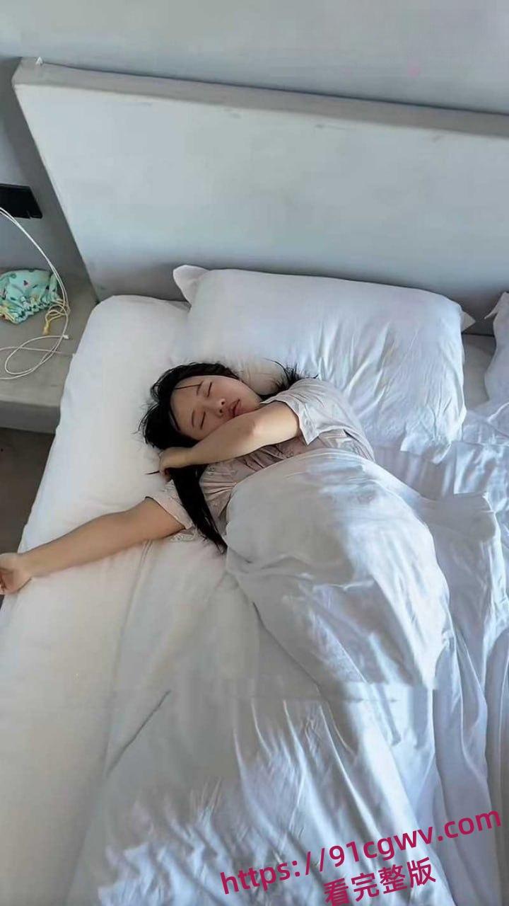 抖音400w粉网红树莓 弃养宠物约炮出轨 19岁辍学小妹与27岁无业游民 爱情故事震碎三观！-5