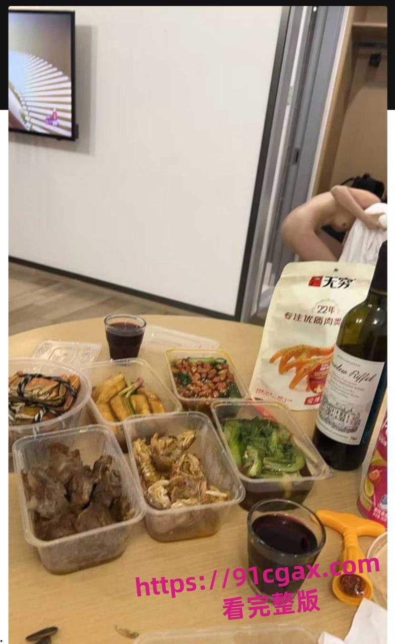 江苏南通张芝山果小姐女装店老板娘夏红 金主包养之际出去卖逼 金主怒曝不雅视频！-3