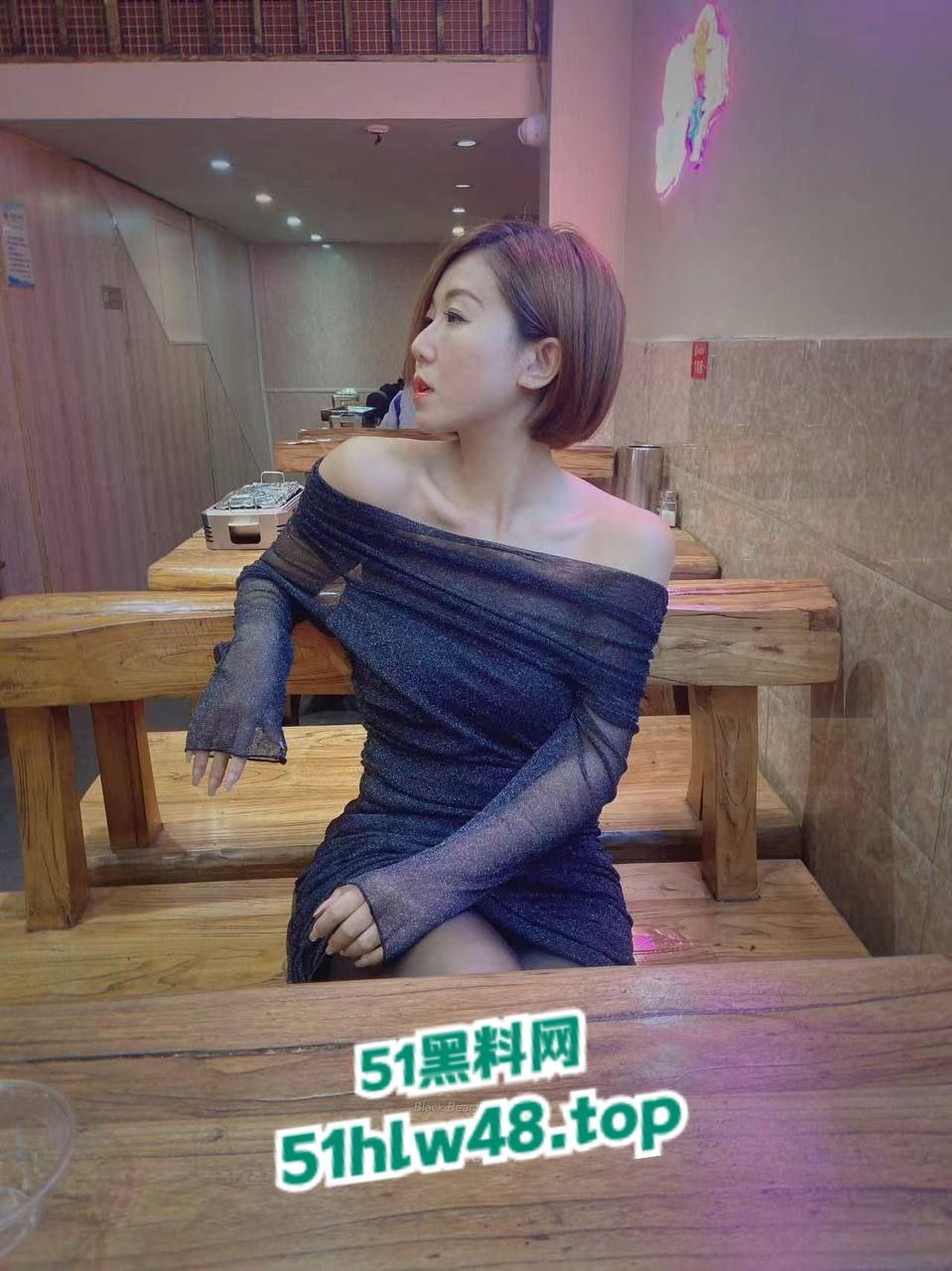 网友疯求的抖音二手车行短发风骚少妇老板娘【九梦】来了自慰抠逼及和车主大佬啪啪视频流出！-7