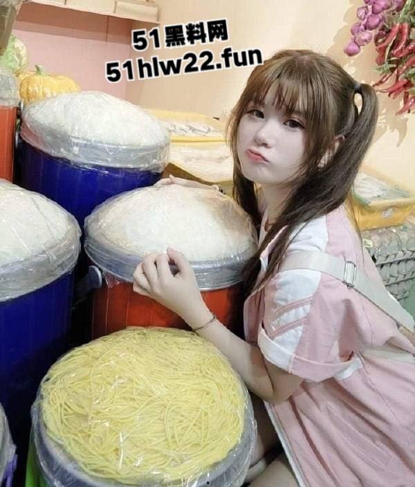 安阳师范学院【涂晓晓】漂亮可爱学妹，背地里是个十足的小骚货，学长口交视频遭到曝光。-6