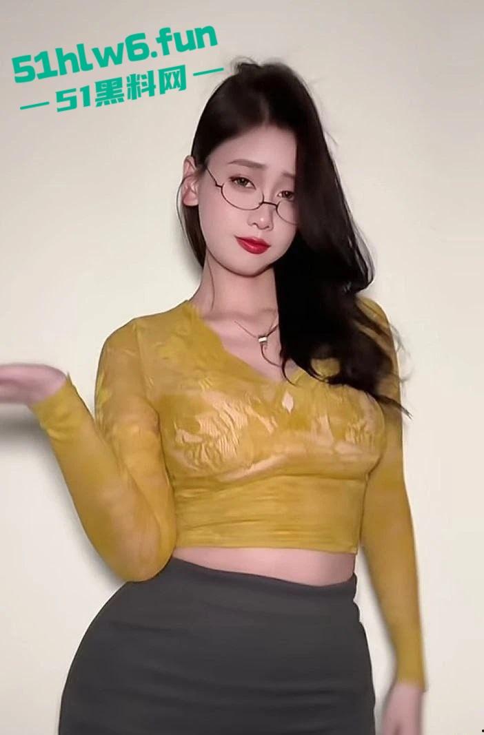 抖音三十万粉丝骚母狗，御姐主播【pop】1对1裸聊流出，私下主动骑乘淫叫声连绵不绝！-9