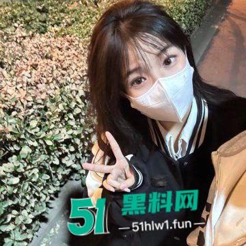 露出网黄【艺芋圆】高颜值大眼清纯母狗，主人调教成肉便器各种公共场合露出被扒出曝光后销声匿迹了。-7