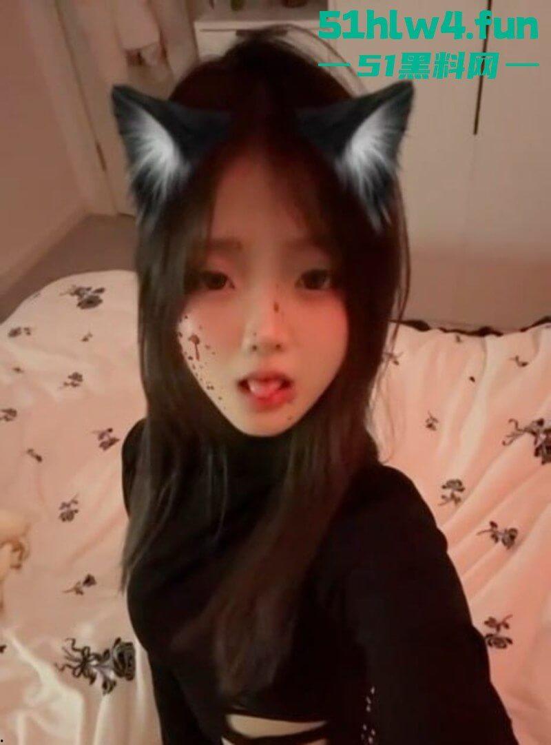 南京钟山技术学院【杨和馨】极品身材反差学生妹，到处约炮给男友带绿帽子聊天记录视频曝光。-11