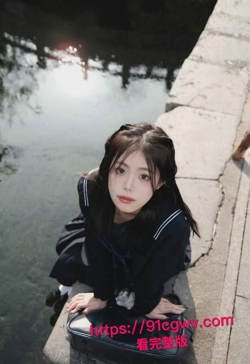 长青大学软萌校花唐梦瑶私密调教片流出！图书馆乖乖女跪舔黄毛大鸡巴后入猛干骚逼射满翘屁股精华-14