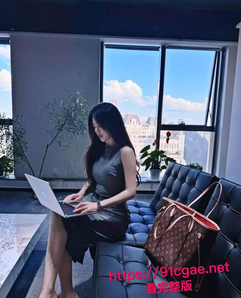 山东临沂精英女律师张琳不雅视频流出 西装女强人被操到喷水抽搐 气质尤物瞬间变母狗！-7