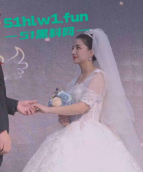 上海极品新婚人妻曝光【于思雨】给老公戴绿帽与炮友激战3分30秒精华视频流出。-9