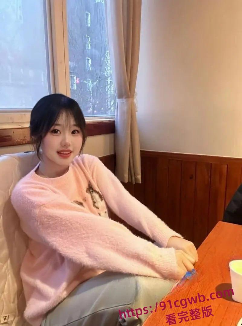 湖南大学啦啦队清纯女神渣男分手后曝光反差私照，尺度逆天！-4