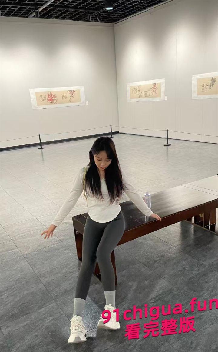 包头轻工学校王静火辣来袭 情趣装眼罩脚铐齐上阵 裸聊尺度惊人  #王静 #包头轻工技术学院-2