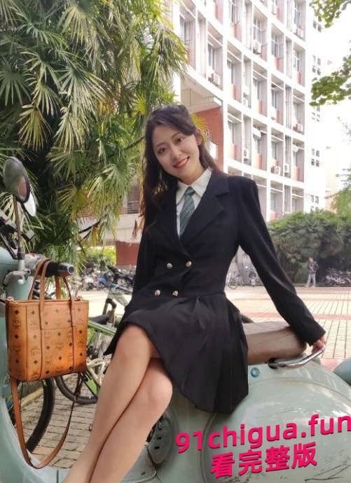 某艺术学院大三学姐 杨豆豆 出轨同校男生李某轩 被男友怒发啪啪视频泄愤  #南京大学艺术学院-1