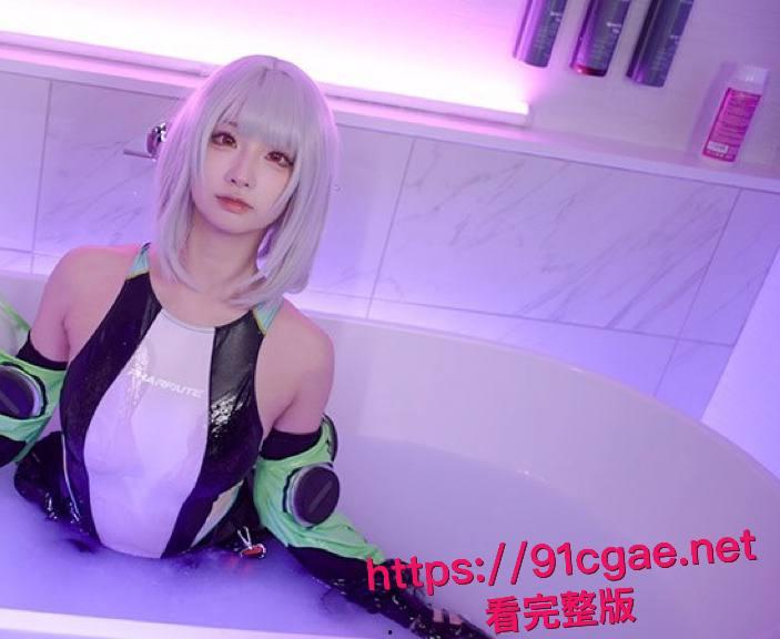 极品福利姬酱油最新写真花絮流出 车前妖娆摆拍性感撩人 浴缸黑丝湿身诱惑 画面淫靡至极！-1