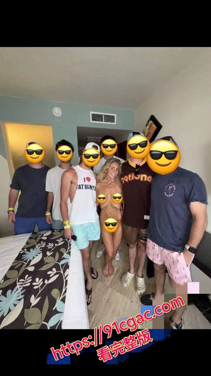 英国千人斩女星 邦妮·布鲁 最新挑战来袭 浴缸里倒满精液直播沐浴-6