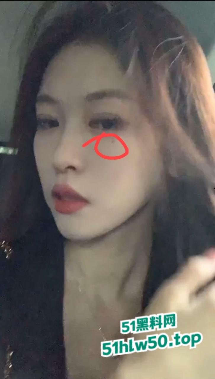 不知名大哥炫耀，教你如何捕获抖音30W粉的女主播【妈沫】让她如何老老实实的吹箫！-1