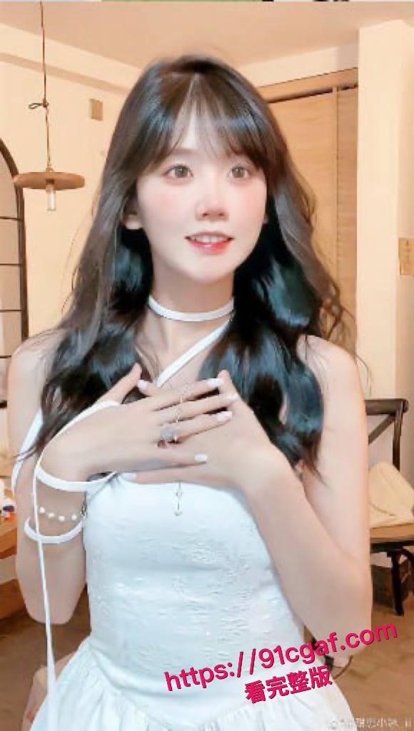 抖音1800W女网红 井川里予 深陷舆论风波 早期跟男友的性爱视频流出！-2