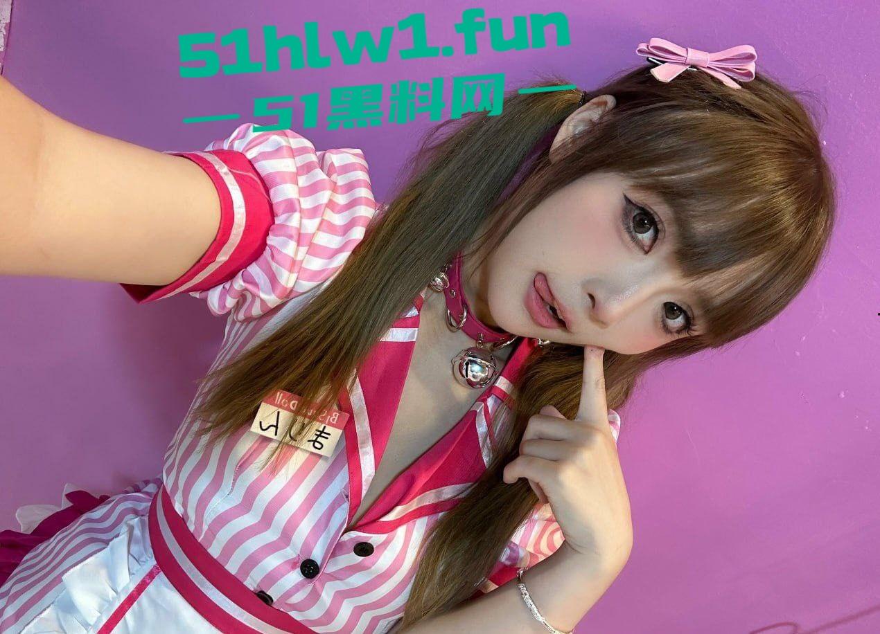 童颜巨乳女神buckycloud，最新抖音风裸舞，OnlyFans订阅福利，可爱颜值极品身材，丰乳肥臀极致诱人！-5