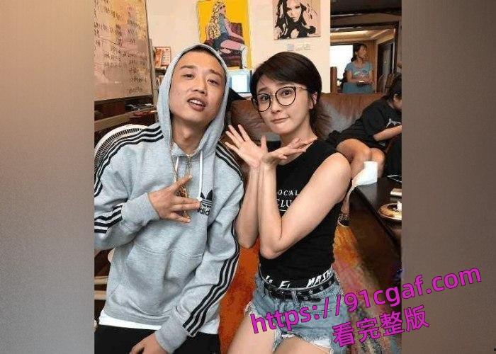 曝光gai约炮女粉丝，在与女粉的互动中，经常发生超亲密的举动-3