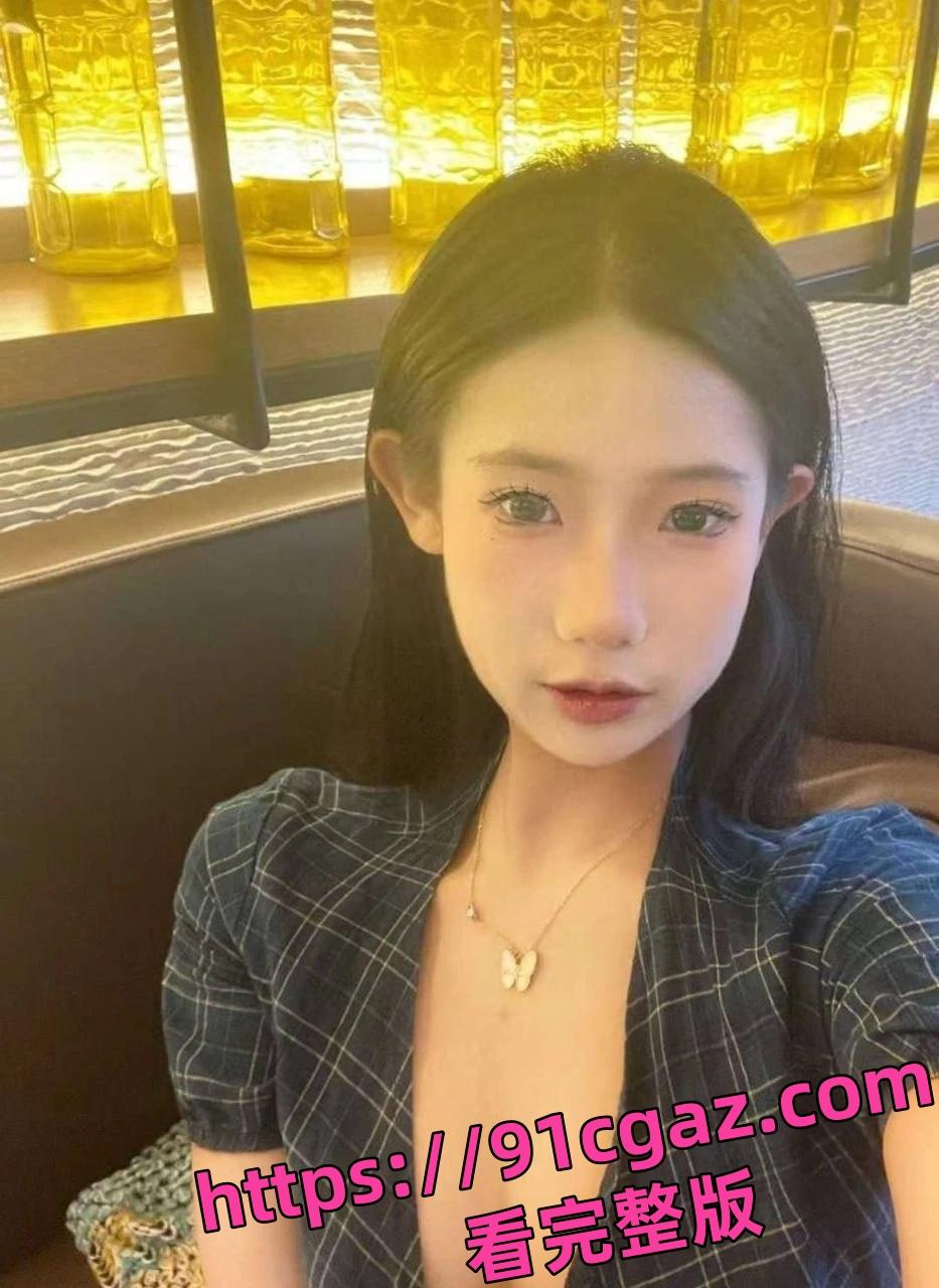 小红书约炮已婚少妇 老公满足不了她的性需求 只好由我来分担一下了-7