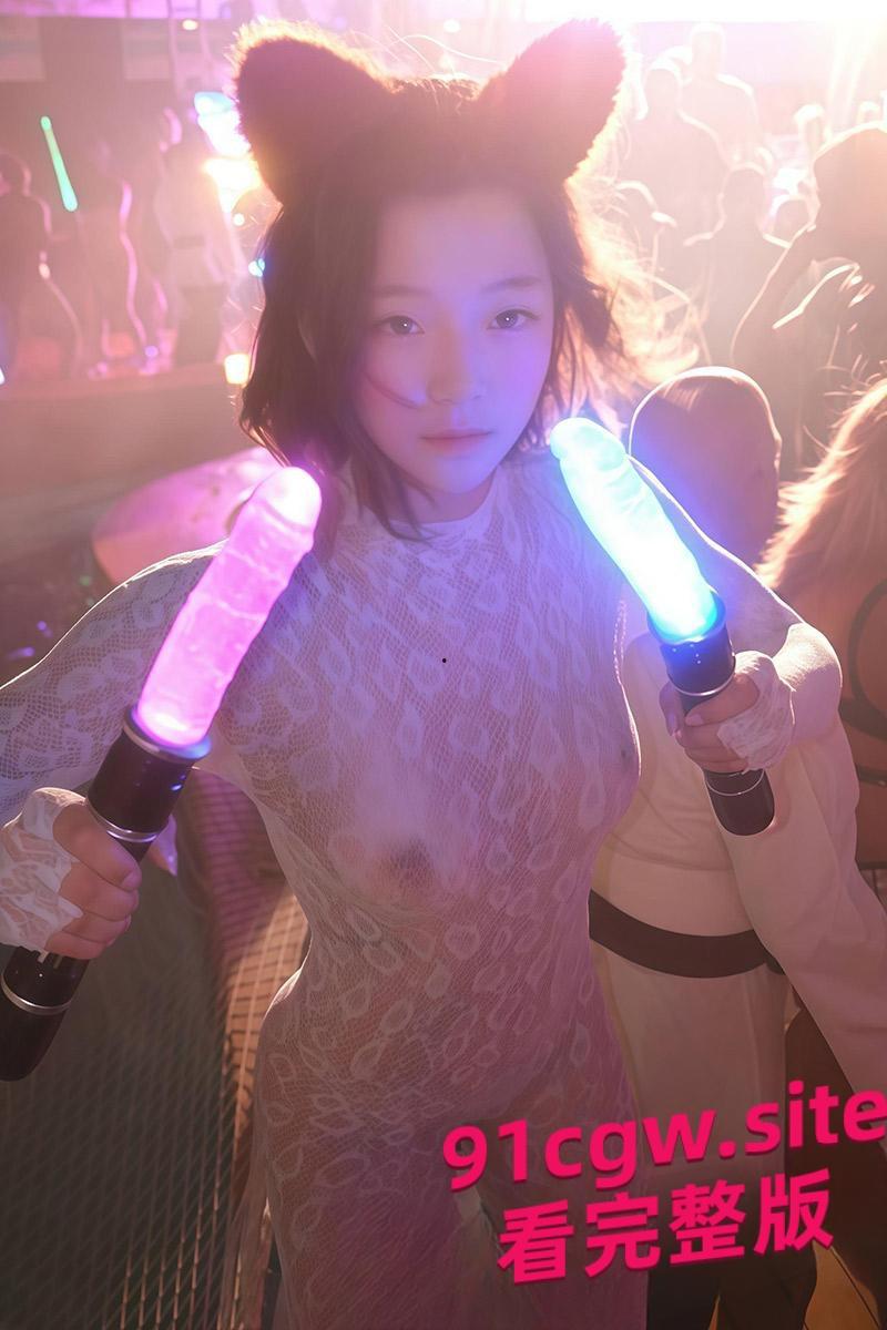 海外留学生刘思雨拉斯维加斯电音节真空 与室友激战视频-4