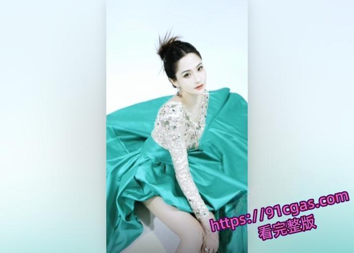 上海戏剧学院科班女演员 蓝心妍 完美性感身材全裸展示视频完整版-7