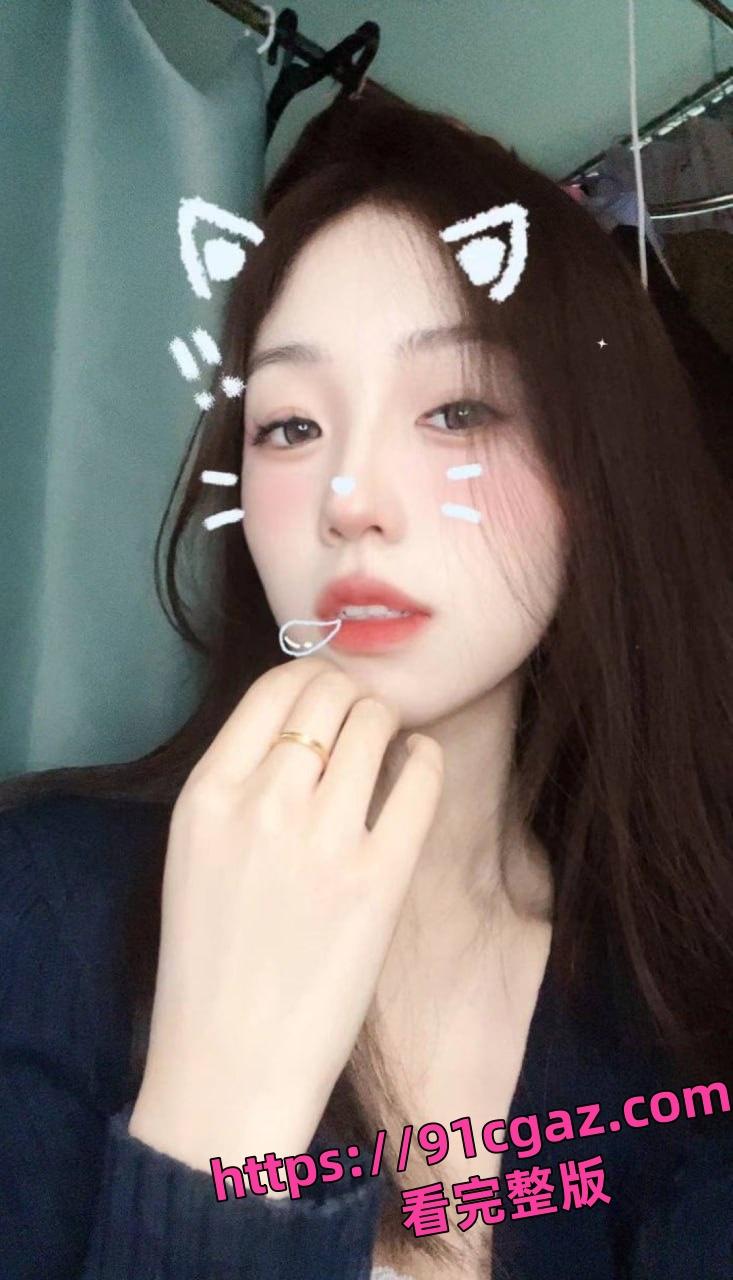 深圳某医院极品颜值的护士 徐怡雯 一线天鲍鱼被男友肉棒操的身体都抽搐了！-6