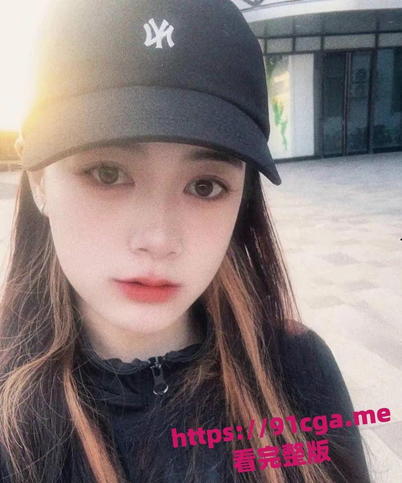 重庆财大新疆学妹夏兹热丽 高颜值尤物破处视频泄密-8