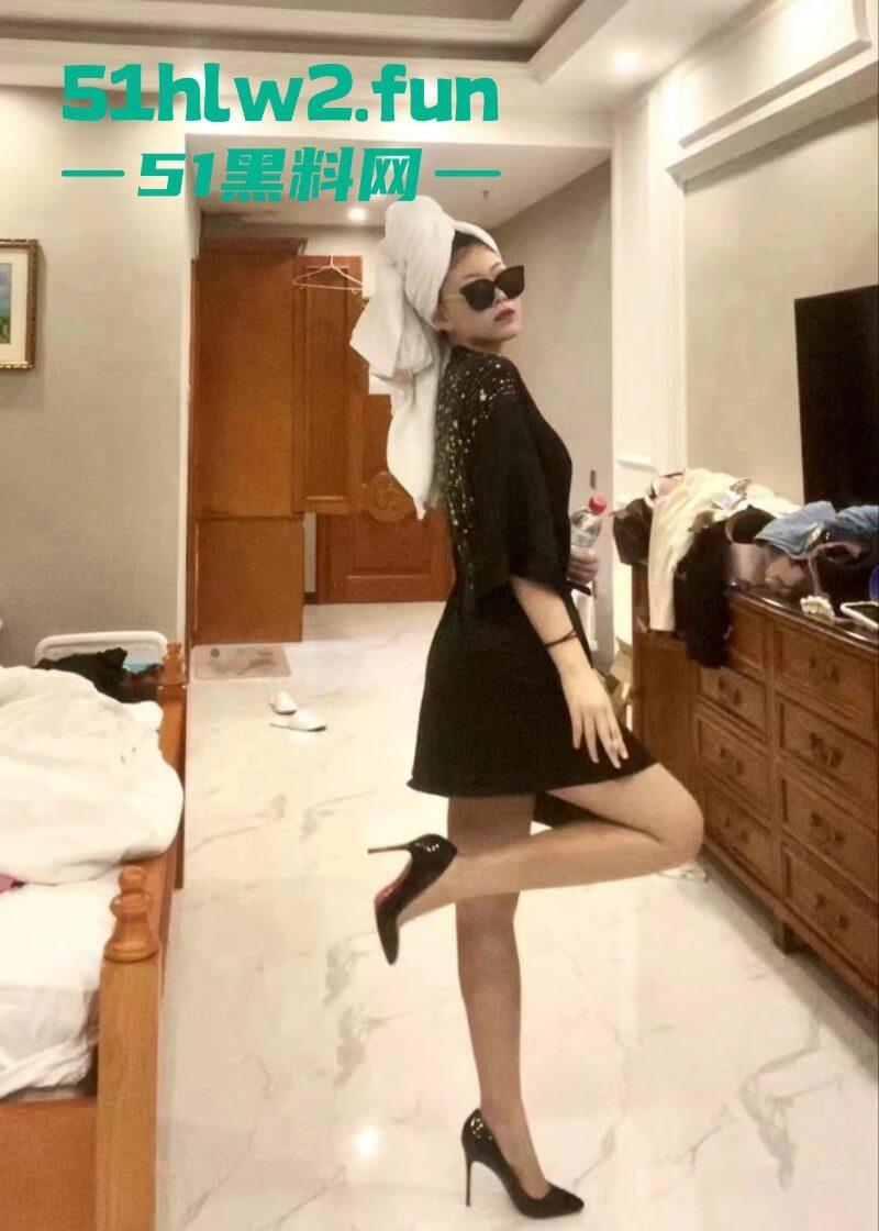 抖音【张露文】守护花蕾计划疯狂圈钱在线上做公益只为敛财！更有与抓哥塌房事件流出不雅视频！-32