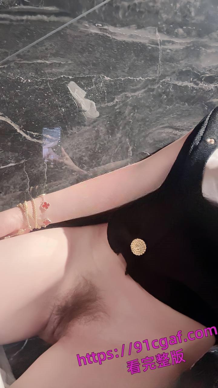 淫荡的小姨子把所有精液都射进她的阴道里 干了小姨子真是不枉此生！-1