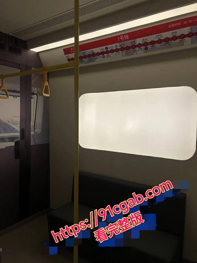 长沙日式电影换装SPA新店被端：制服诱惑卖淫窝点曝光，600元空姐秘书老师随便玩！-2