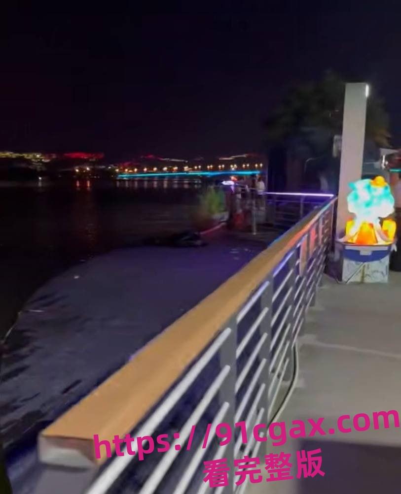 四川遂宁水上乐园昨晚惊现人民碎尸案 现场血腥视频流出 等待官方进一步侦查！-5