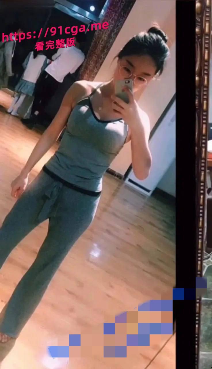 济南教师张雪出轨门事件“啊啊 快射我嘴里！